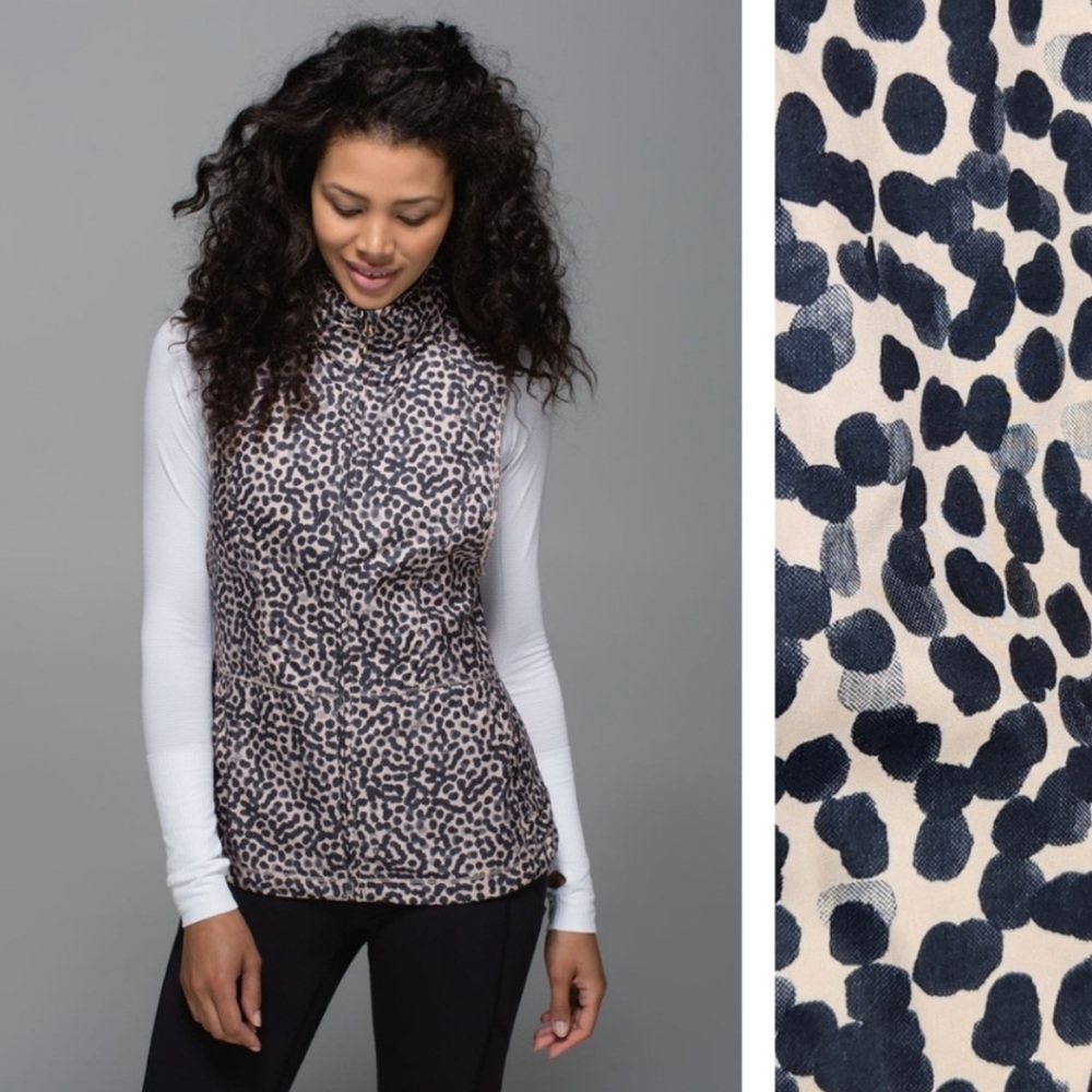 lululemon athletica Beige and Navy Leopard Print Mock Neck Tank